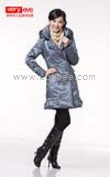 供应伊芙嘉品牌折扣女装2010年羽绒服火爆招商