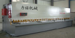 供应QC12Y-20&times;4000液压数显摆式剪板机