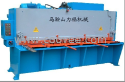 供应QC12Y-40&times;2500液压数显摆式剪板机