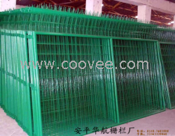 供应机场护栏网，铁路护栏网，公路护栏网，