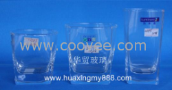 供应高雅的水杯，酒杯，果汁杯