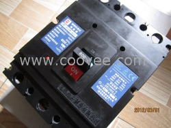 常熟CM1-800断路器