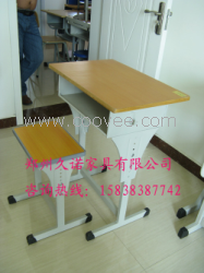 河南课桌椅生产厂家，单人课桌椅，