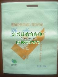 无纺布面粉袋产品品种多、使用范围广