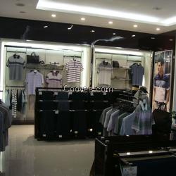 精选品种、价格实惠的专卖店货架&mdash;厦门宜店展示