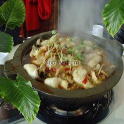 重庆石锅鱼培训｜石锅蛙培训｜石锅肥肠培训