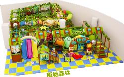 高铁站&ldquo;爱心淘气堡&rdquo;温暖旅客出行路